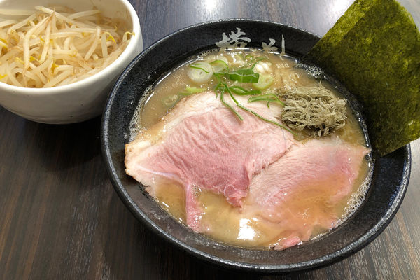「横道ラーメン730円+もやし100円+替え玉130円」@横道の写真