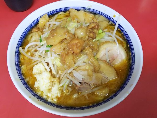 「小ラーメン＋つけ味変更（麺少なめ）ニンニクアブラ　800円」@ラーメン二郎 桜台駅前店の写真
