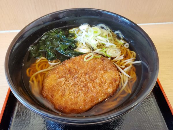 「コロッケそば420円」@名代 箱根そば 秦野店の写真