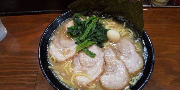 「チャーシュー麺1000円+中盛り100円」@横浜らーめん 峰の家の写真