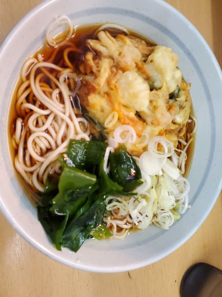 「海鮮かき揚げ天そば460円」@爽亭 JR池袋駅 コンコース店の写真