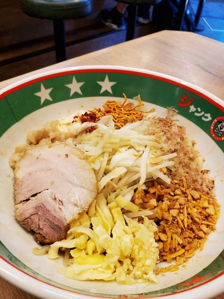 「まぜそば　全増し　アブラダブル」@ジャンクガレッジ 和光市駅南口店の写真