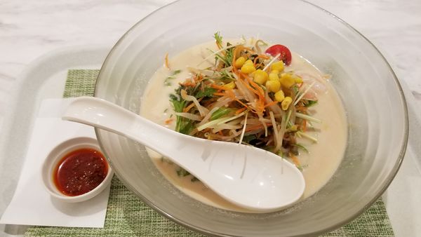 「冷やしちゃんぽん　レギュラーサイズ」@長崎ちゃんぽんリンガーハット イオンモール松本店の写真