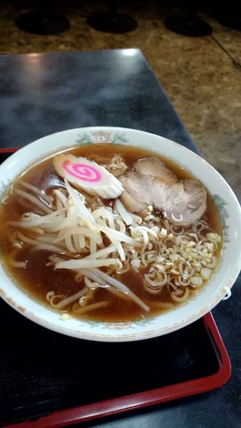 「ラーメン（半チャーハンとのセット）８４０円」@中華そば 福本屋の写真