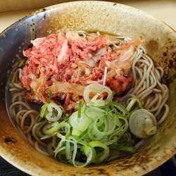 紅生姜天そば440円