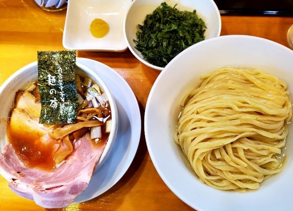 「昆布水つけ麺（大盛)+チャーシュー3倍」@自家製中華そば 麺の虜の写真