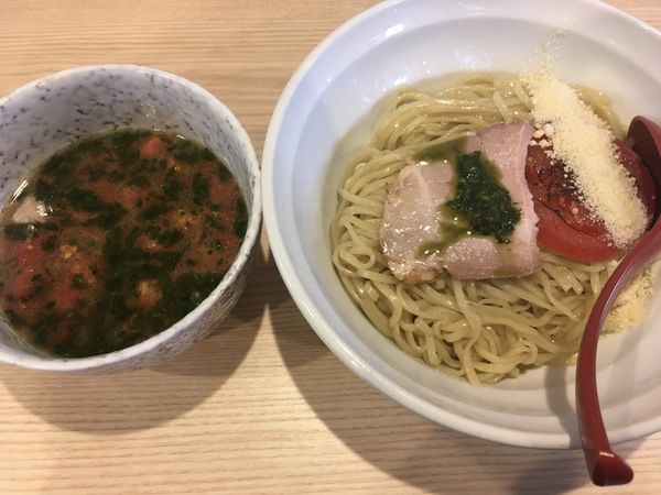 「【期間限定】バジルとトマトの塩つけ麺」@拉麺 大公 南太田本店の写真