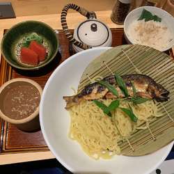 鮎涼ラーメン