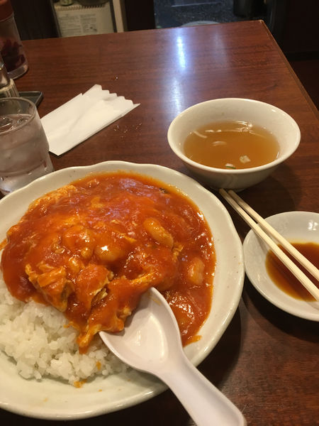 「ふんわり卵のエビチリ飯」@中華麺飯 太楼 日吉店の写真