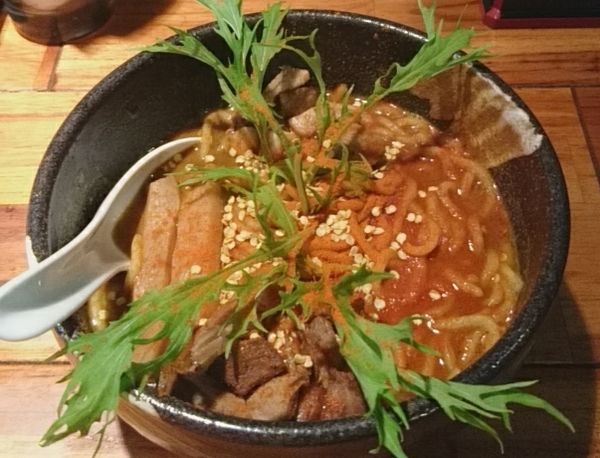 「ホットカレーヌードルズ」@魔乃巣の写真