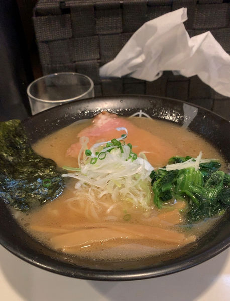 「鶏豚濃厚スープ」@麺屋 侍の写真