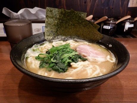 「らーめん」@横浜らーめん 七七家の写真