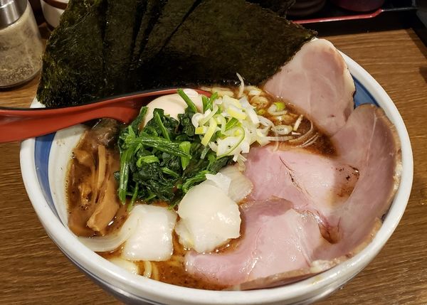 「特製らーめん」@麺屋あらき 竈の番人外伝の写真