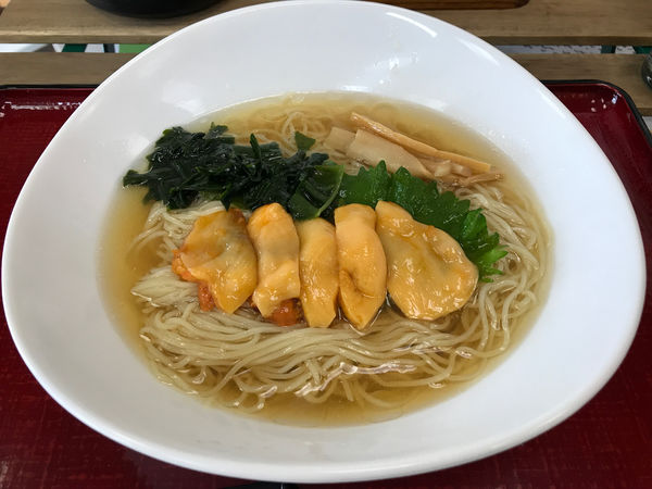 「ホヤ潮冷麺　1080円」@天然だしラーメン 潮の音の写真