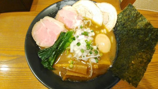 「特製濃厚魚介ラーメン」@二代目 にぼ助 池袋店の写真