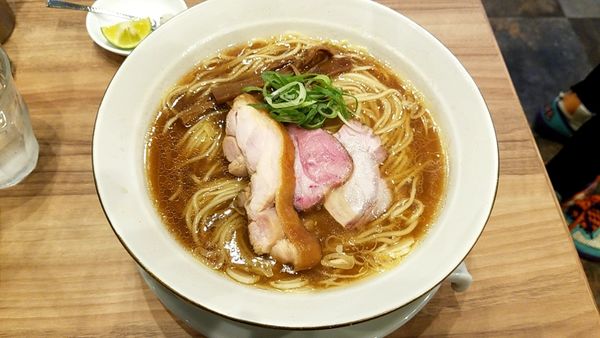 「醤油らーめん」@麺処 ほん田 秋葉原本店の写真