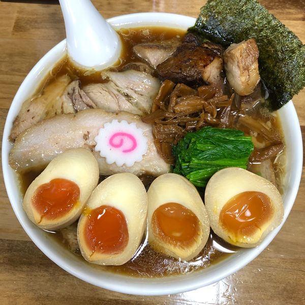 「しょうゆチャーシューメン 味玉W＋ビール」@オランダ軒の写真