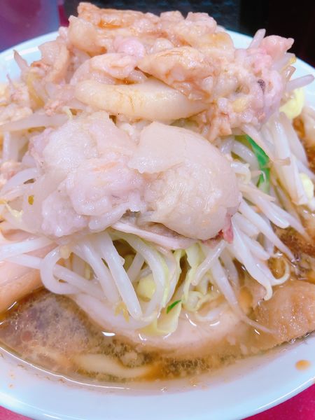 「小豚　ヤサイニンニクアブラ」@ラーメン二郎 新宿歌舞伎町店の写真