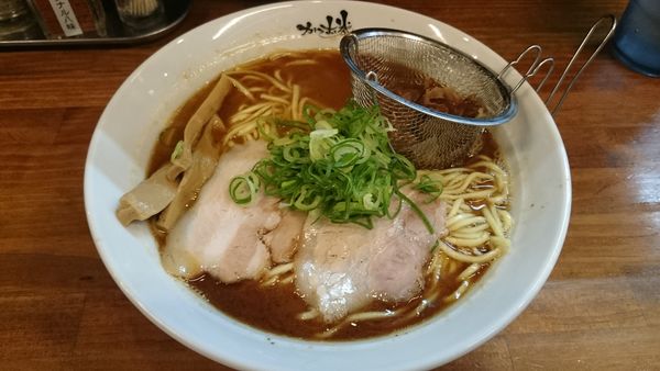 「らーめん（700円）＋大盛り（100円）」@らーめん かつお拳の写真