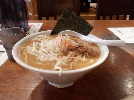 「濃厚　味噌ラーメン」@塩ホルモン・炭火焼肉 小澤商店 淵野辺店の写真