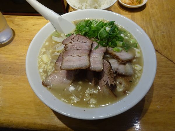 「チャーシューメン」@薩摩っ子ラーメン 北新地店の写真