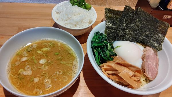 「つけメン890円サービスライス」@横浜家系ラーメン おか家の写真