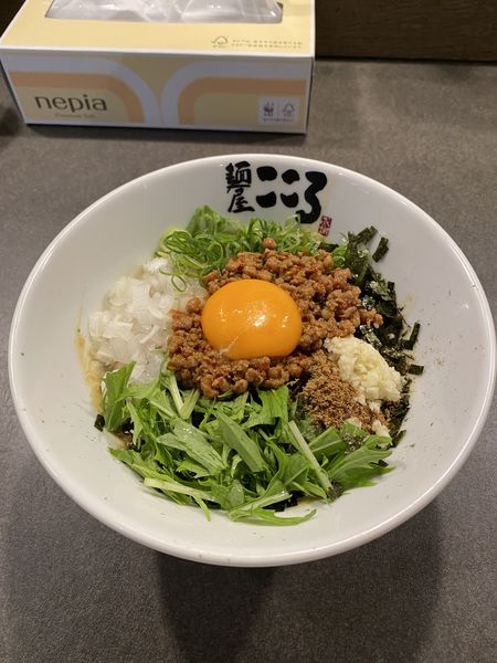 「チーズ入りカレー台湾混ぜそば」@麺屋こころ 立川店の写真