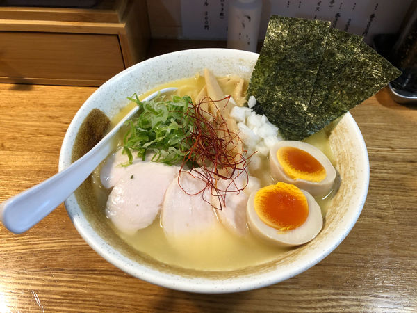 「特製中濃白湯　大盛り　1100円」@麺匠ようすけ 鶏煮亭の写真
