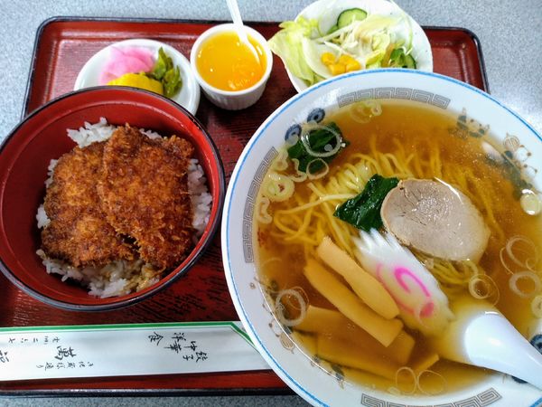 「ソースカツ丼セット 850円」@萬福食堂の写真
