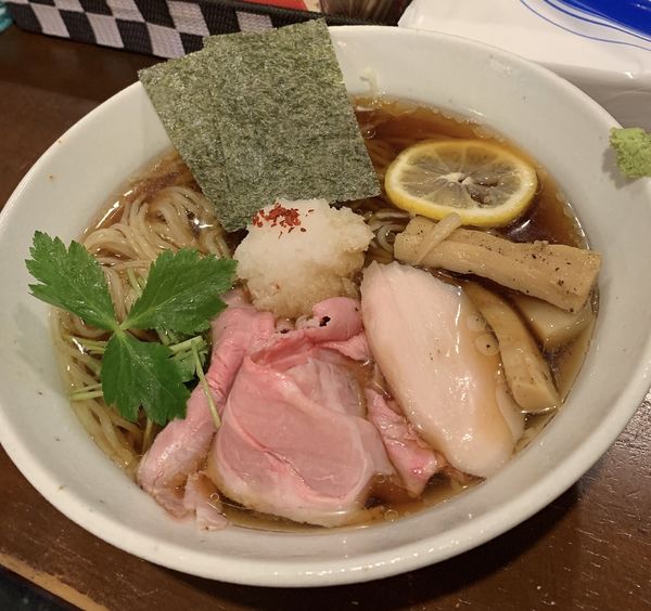 「煮干し冷やし醤油ラーメン　800円」@なかよしバル ボラチョバンチョの写真