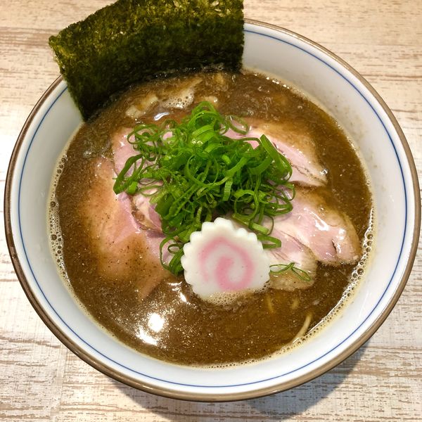 「【気まぐれ限定】魚介白湯 ￥880」@中華そば 四つ葉の写真