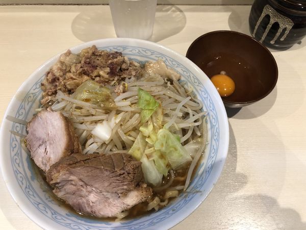 「ラーメン　カラメアブラ」@らーめん 陸 尾山台店の写真