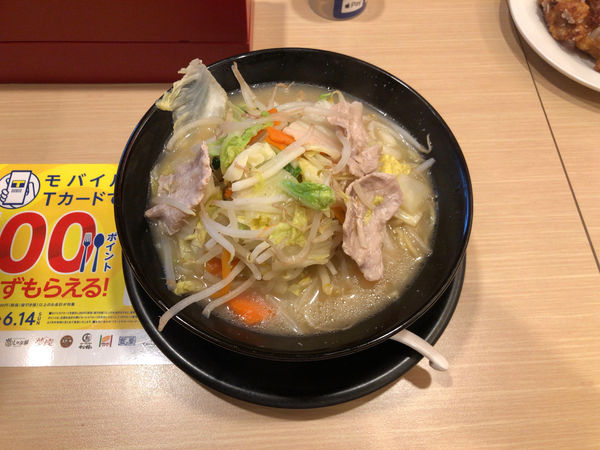 「1日分の野菜のベジ塩タンメン(麺大盛り)」@ガスト 板橋本町店の写真