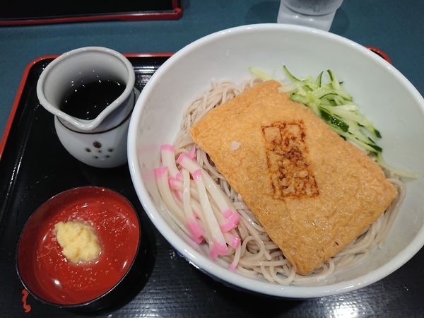 「二枚冷しきつね 440円」@小諸そば 朝霞台店の写真