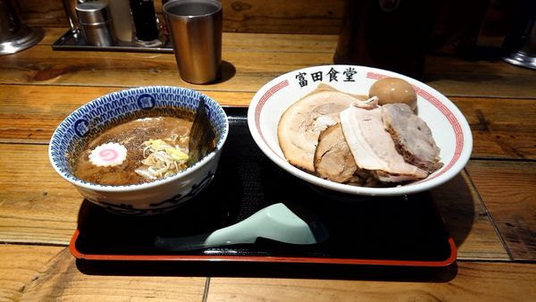 「特製濃厚つけ麺大」@松戸中華そば 富田食堂の写真