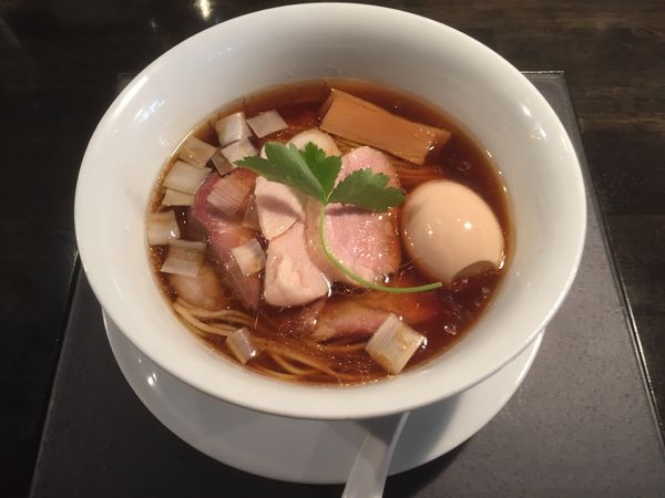 「地鶏丹波黒どり 特選醤油らぁめん」@KaneKitchen Noodlesの写真