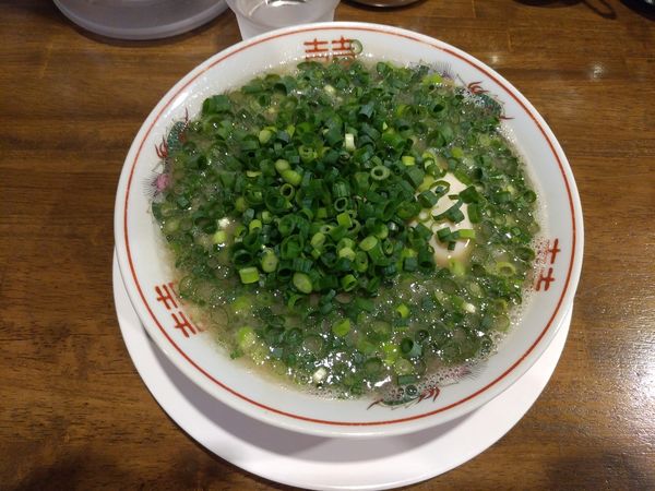 「豚骨ラーメン(ﾊﾞﾘｶﾀ)+味玉+ネギ+替え玉2回 ｷｸﾗｹﾞ抜」@ラーメン池田の写真