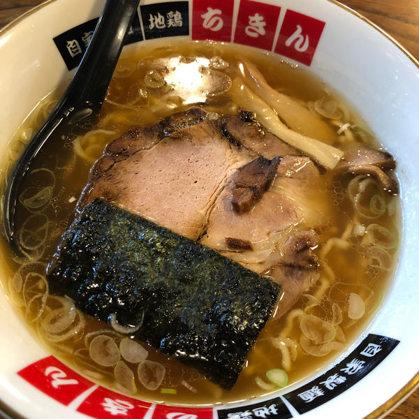 「地鶏醤油らーめん　750円」@地鶏らーめん ちきんの写真