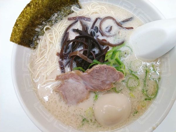 「ラーメン＋煮玉子」@博多天神 新橋2号店の写真