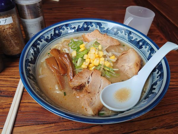「味噌チャーシュー麺」@餃子食堂 みのわ店の写真