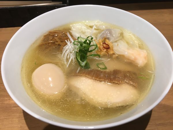 「特製塩らぁ麺」@らぁ麺や 嶋の写真