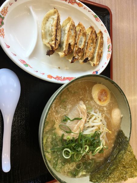 「にんたま味噌ラーメン＋餃子セット」@ゆにろーず つくば店の写真