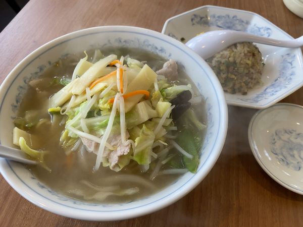 「タンメン（塩）＋Aセット」@手打ちらーめん 福一の写真