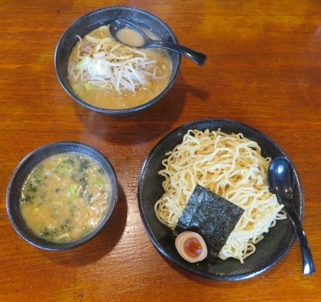 「味噌ラーメン　並　850円　味噌つけ麺　並　920円」@大正麺業の写真