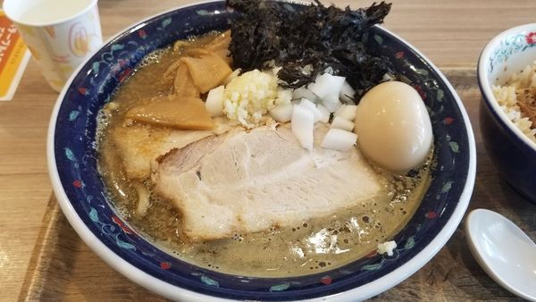 「ニボガッツ　麺大盛　味玉トッピング」@凌駕IDEA イオンモール松本店の写真