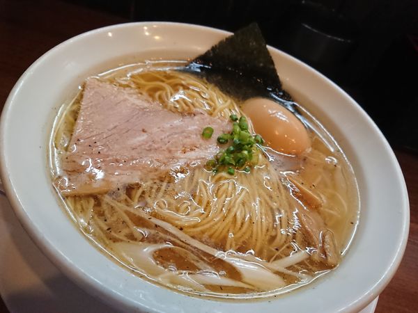 「味玉塩中華そば 800円」@中華そば 一休の写真