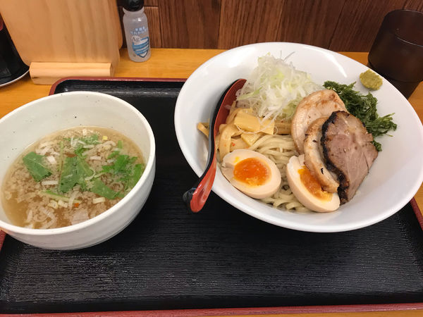 「塩つけ麺全部入り」@みやび屋の写真
