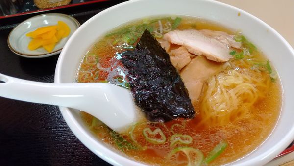 「ラーメン　半かつ丼￥８００－」@美松の写真