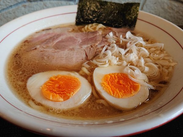 「特製中華そば」@高級煮干し 別品の写真