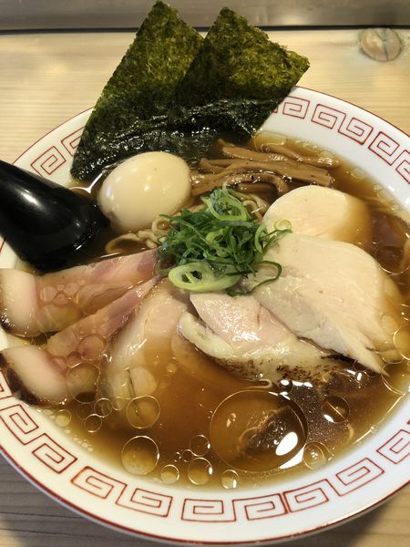 「特製醤油らぁ麺」@中華そば 向日葵 -beyond-の写真